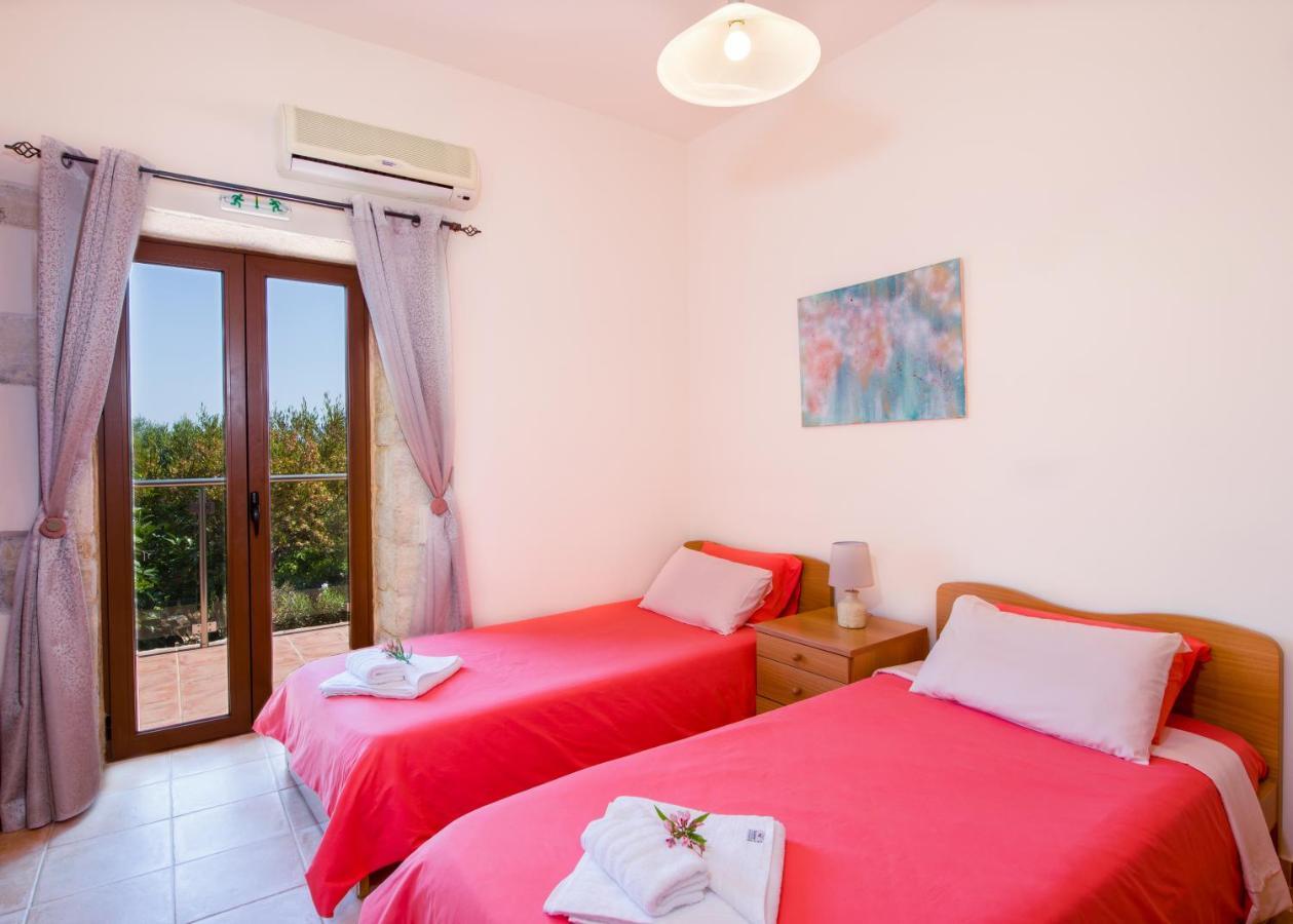 Villa Kourouni Stalós Zewnętrze zdjęcie